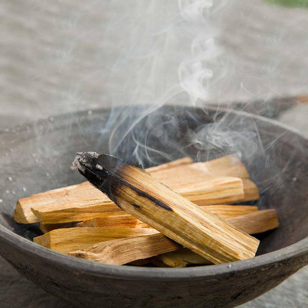 Salvíubúnt & ilmté (Palo Santo)