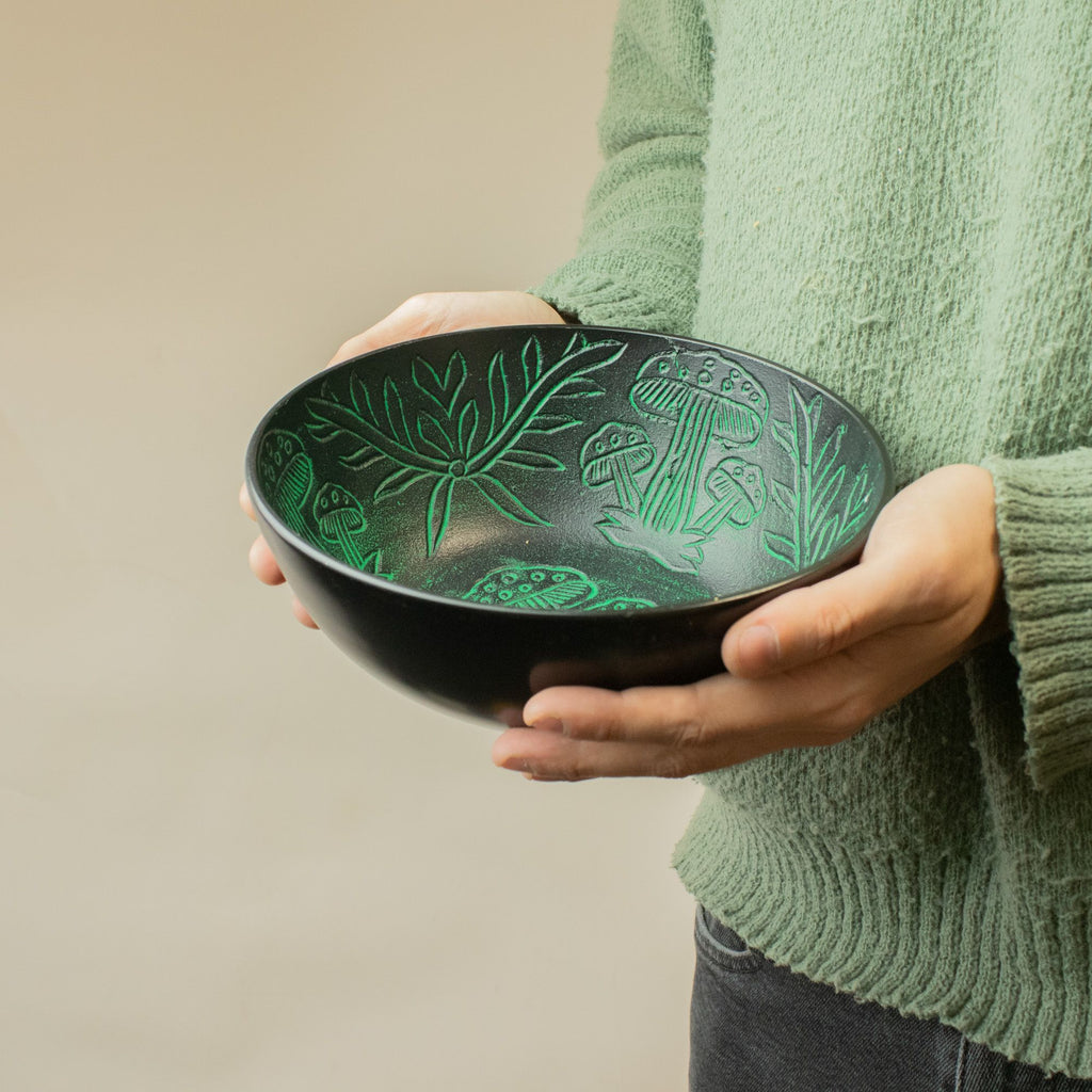 Aluminum Singing Bowl - Magic Mushroom - Green (20cm)