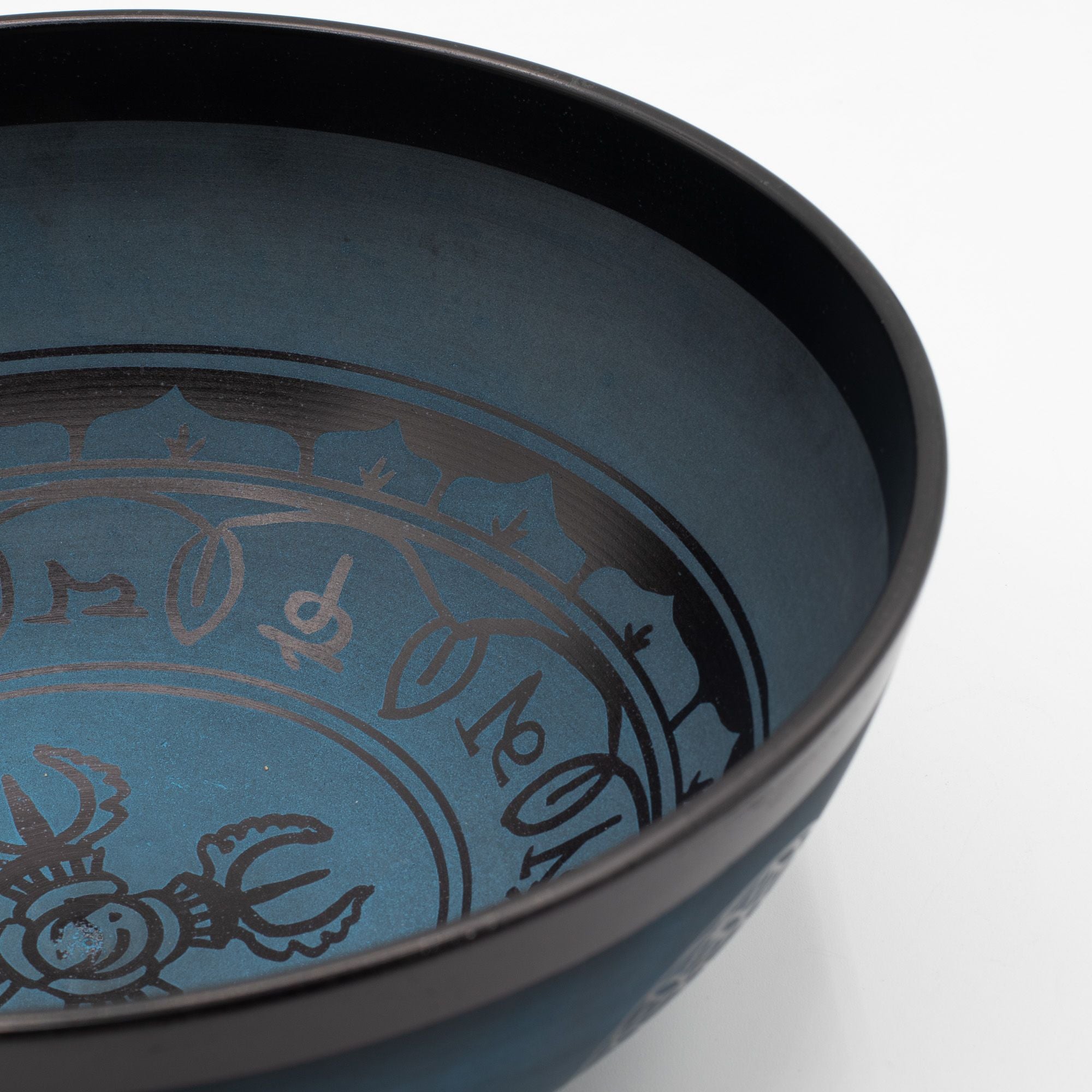 Large Aluminum Singing Bowl - Tibetan Double Dorjy Design - Blue (27cm)