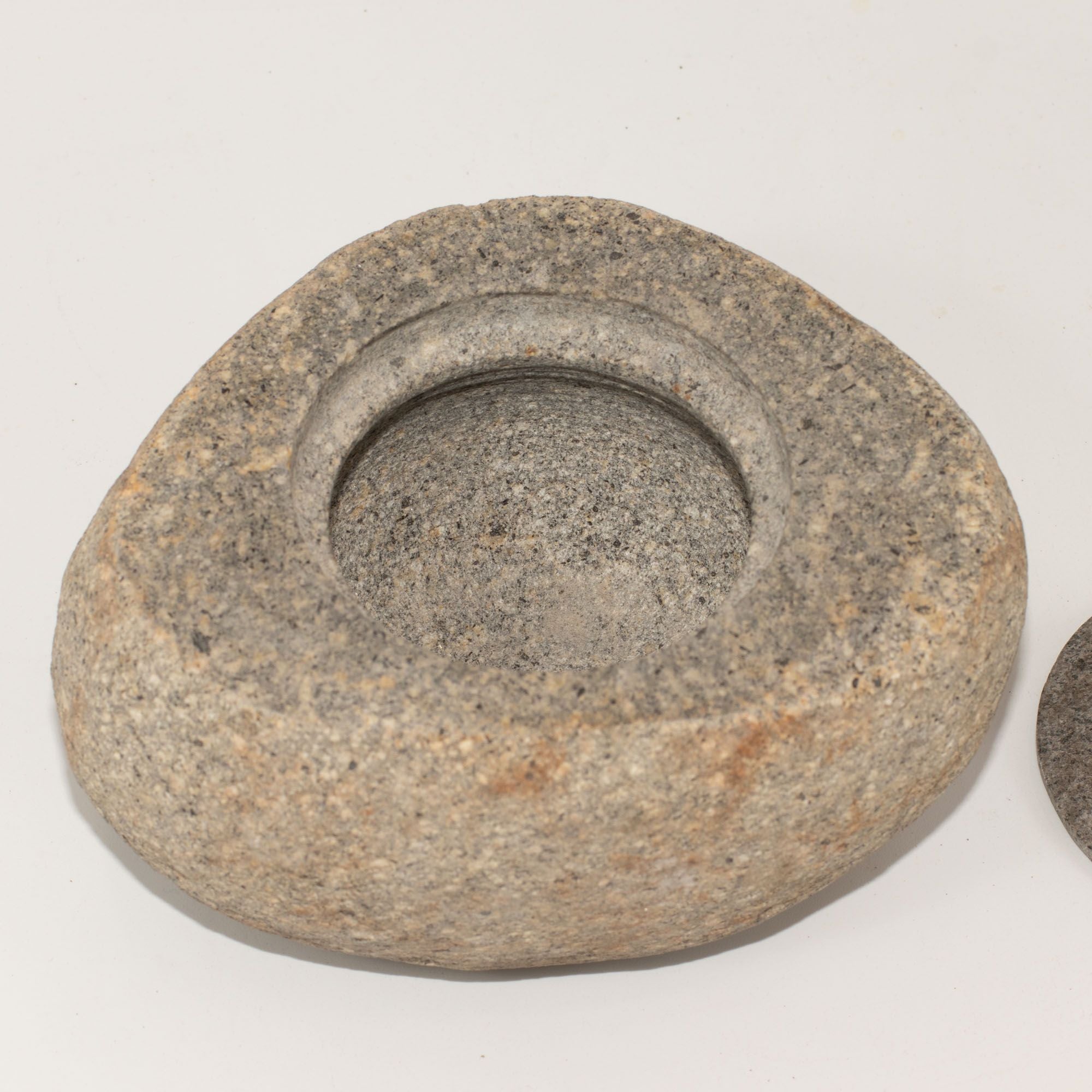 Natural Riverstone Grounding Pot - Large (aprox 15x12cm)