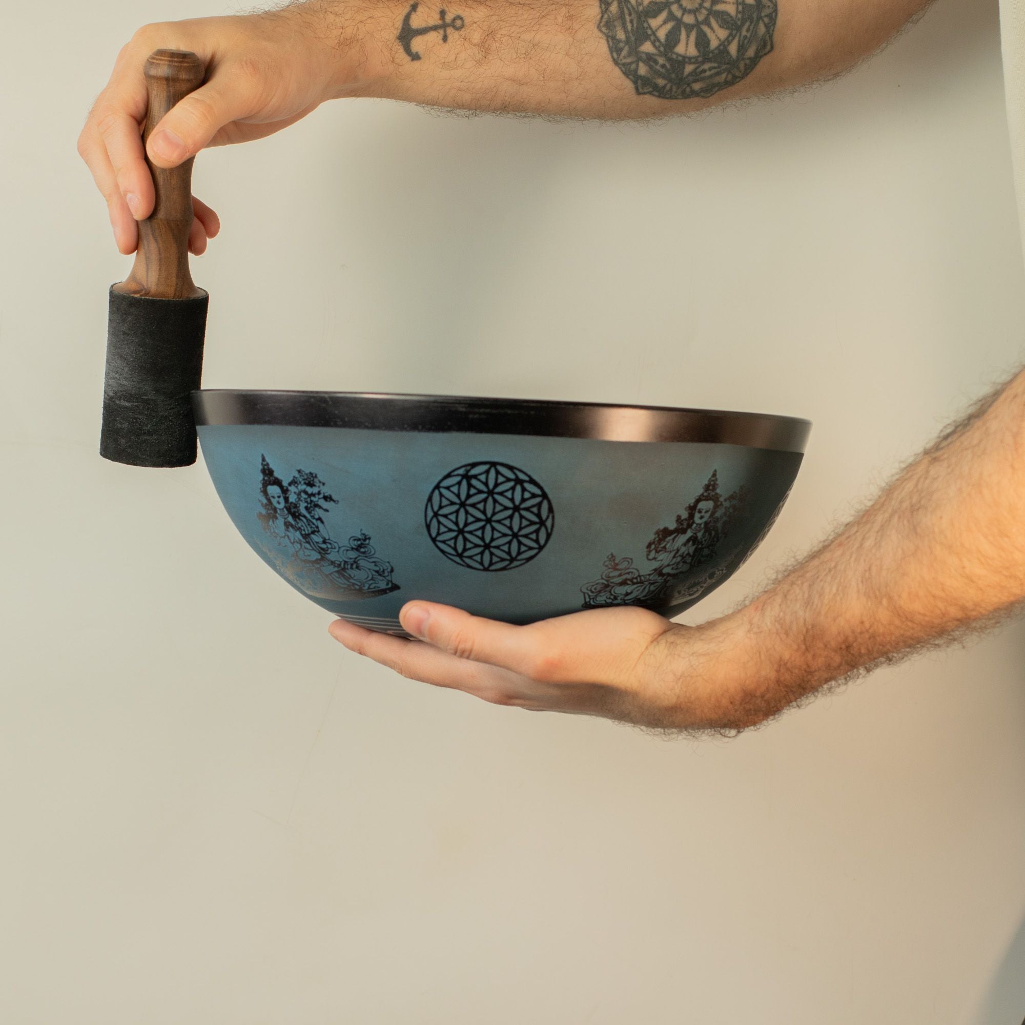 Large Aluminum Singing Bowl - Tibetan Double Dorjy Design - Blue (27cm)