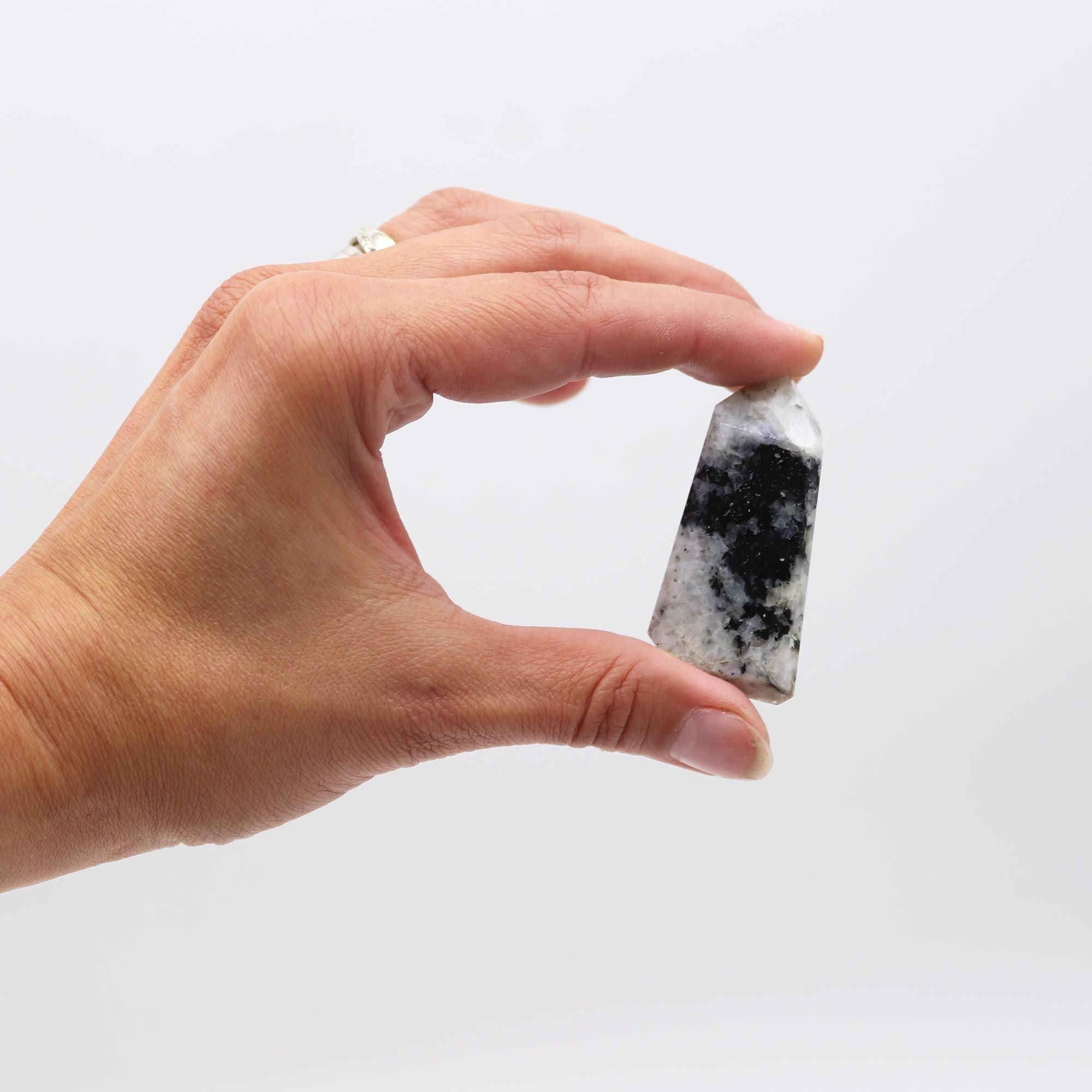 Gemstone Points approx 6cm (0.5KG) - Indian Moonstone (approx 8 pieces)