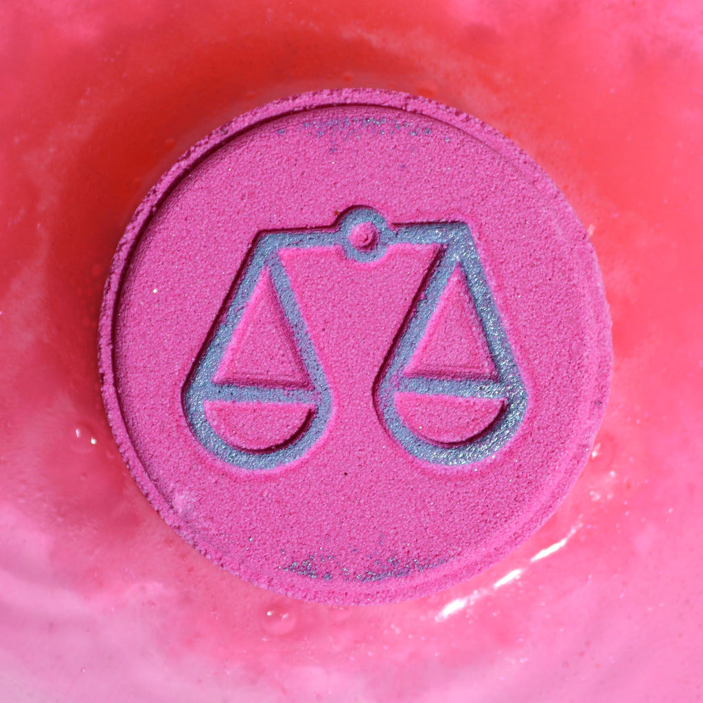 Set of Zodiac Bath Fizzers with Horoscope - Libra