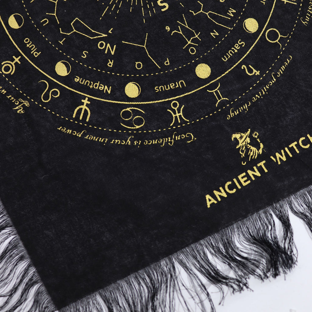 Ancient Witch Pendulum Divination Cloth - All Seeing Eye - Black & Gold
