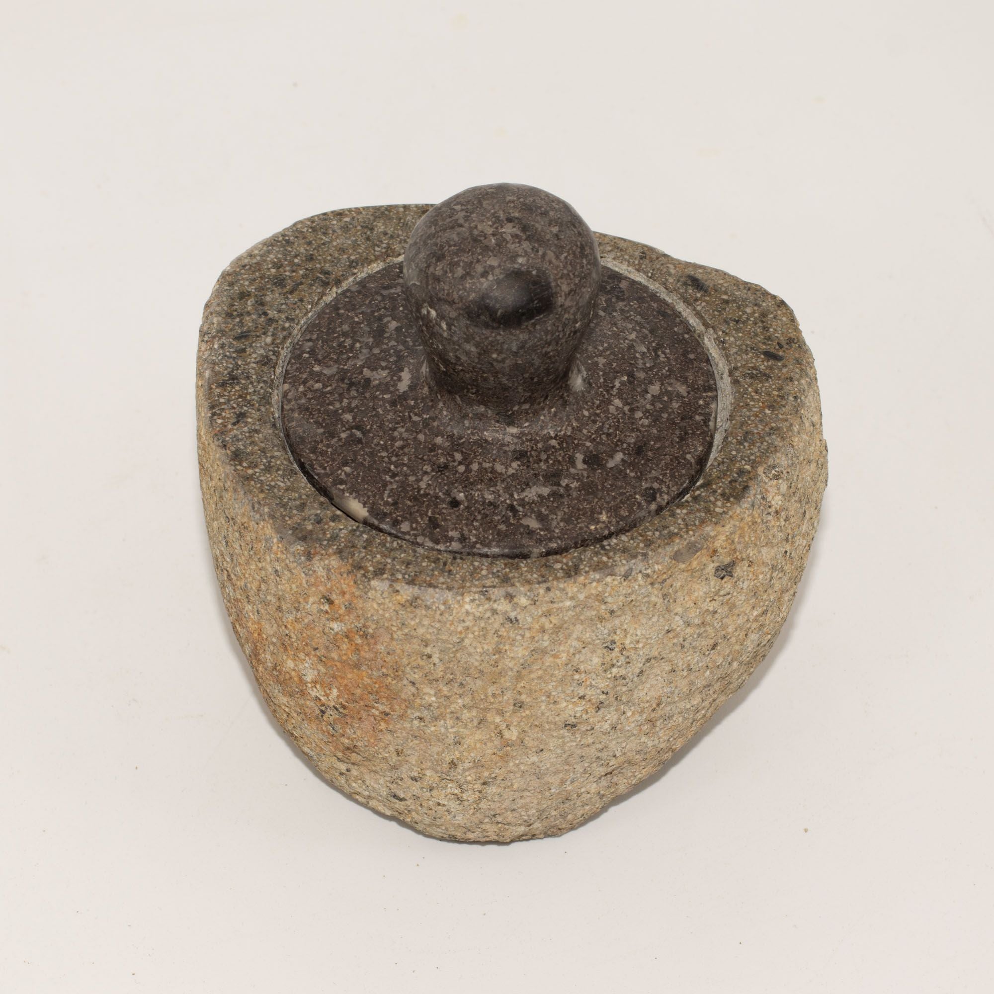 Natural Riverstone Grounding Pot -Medium (aprox 12x8cm)