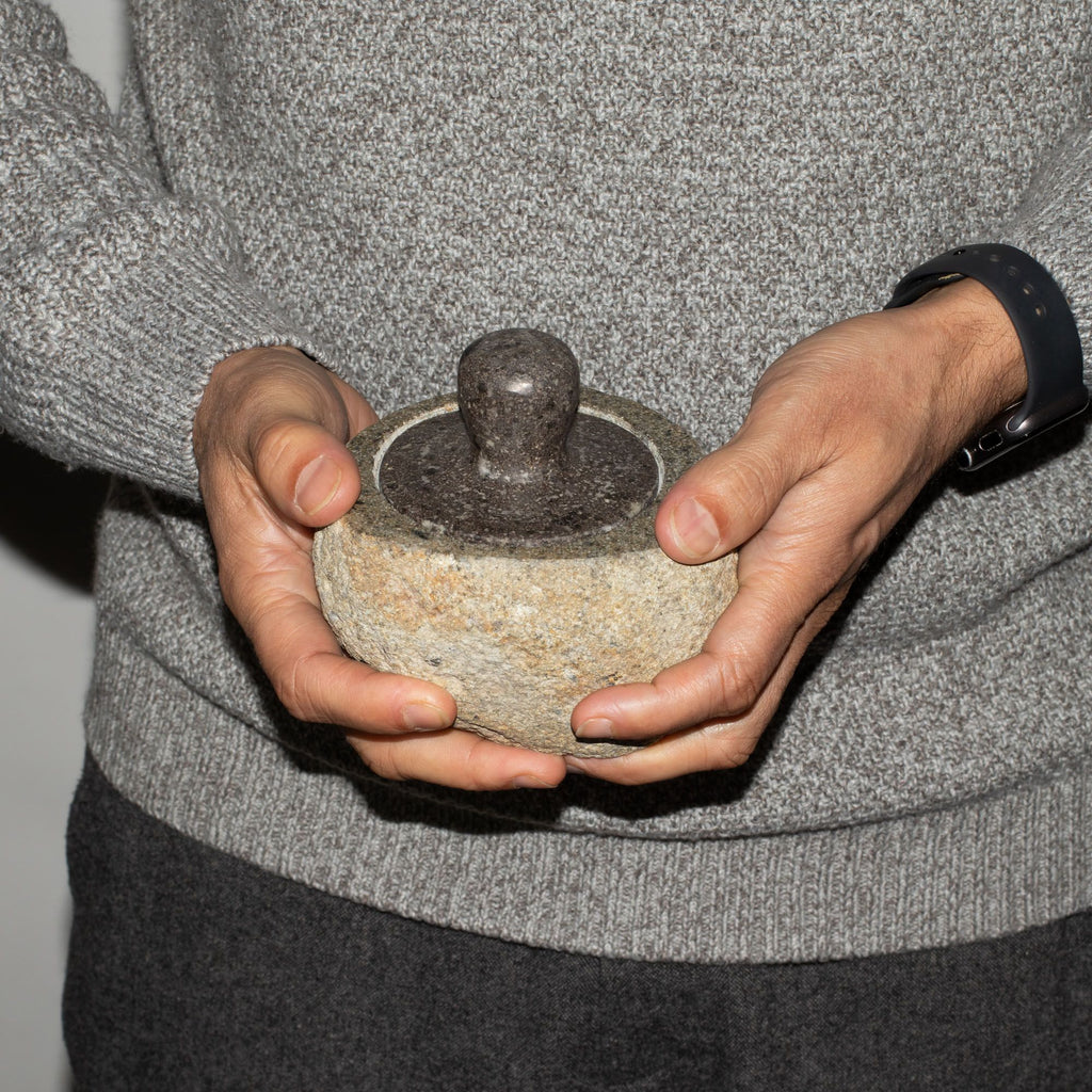 Natural Riverstone Grounding Pot -Medium (aprox 12x8cm)